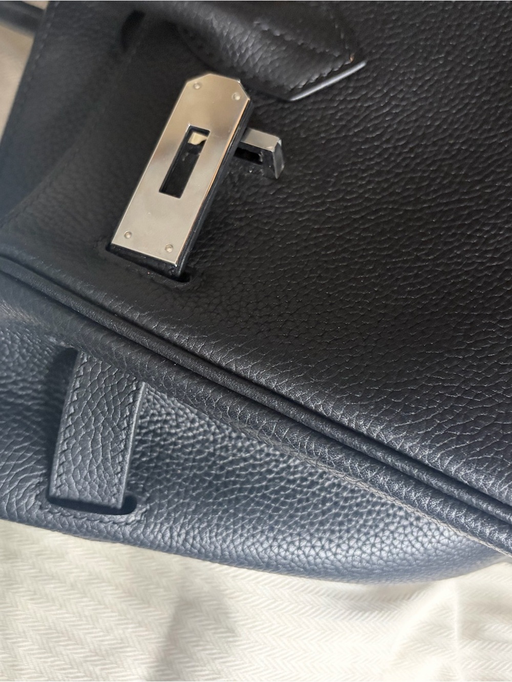 Black Leather Satchel Handbag with Silver Hardware 30 size - Picture 15 of 16